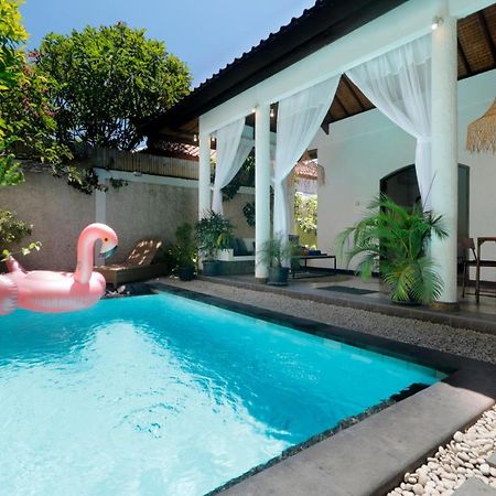 Singgah Villas Seminyak ภายนอก รูปภาพ