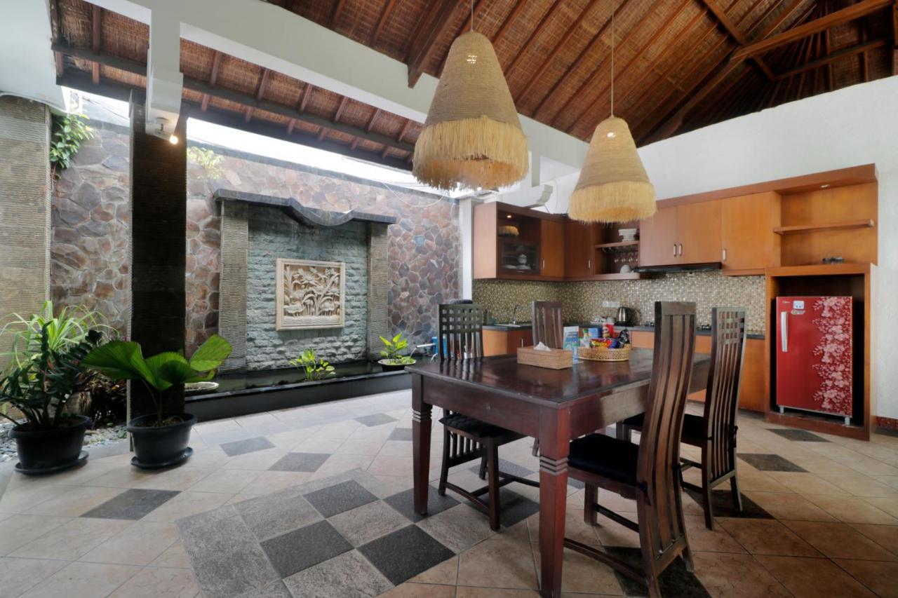 Singgah Villas Seminyak ภายนอก รูปภาพ