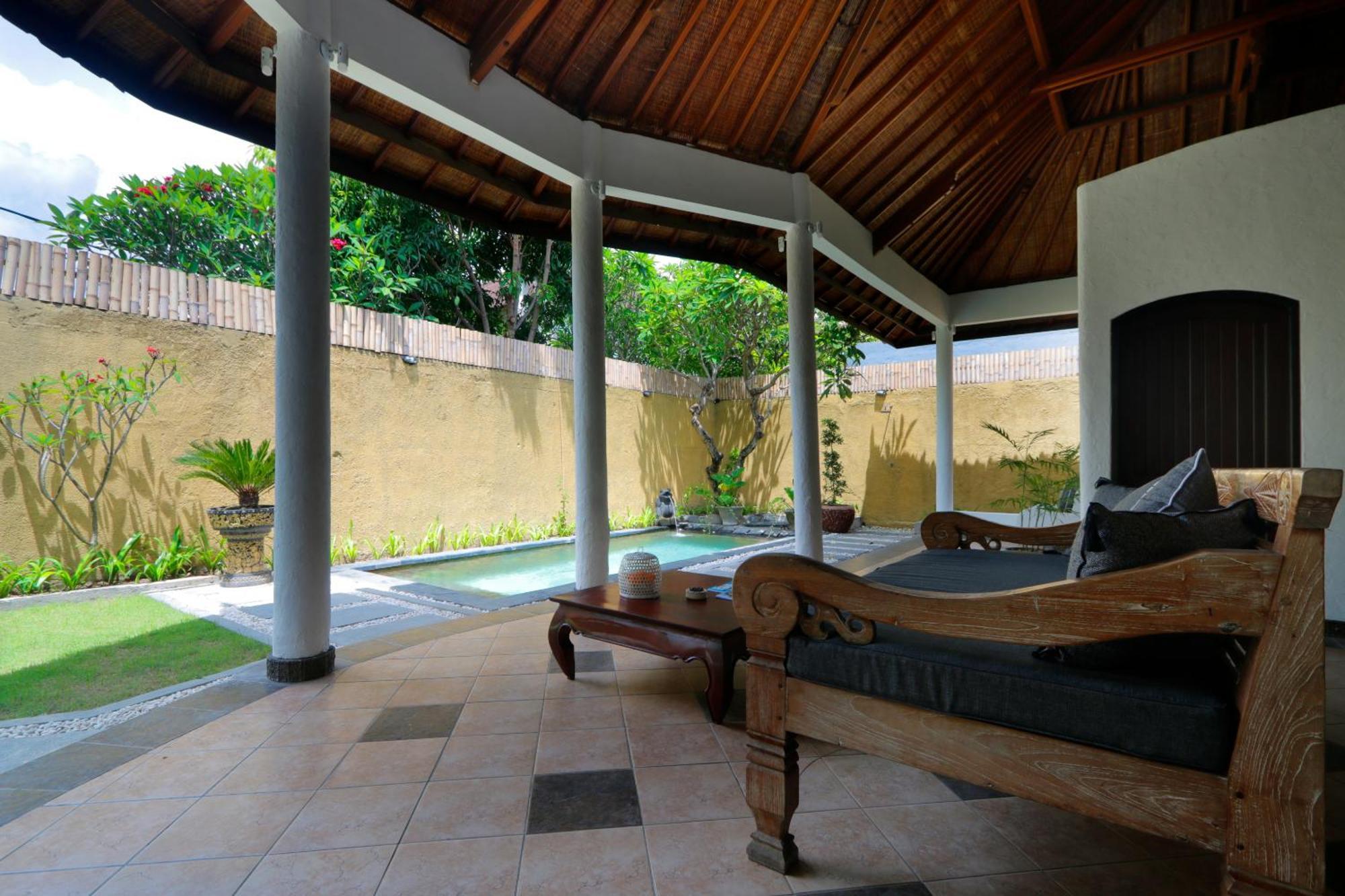 Singgah Villas Seminyak ภายนอก รูปภาพ